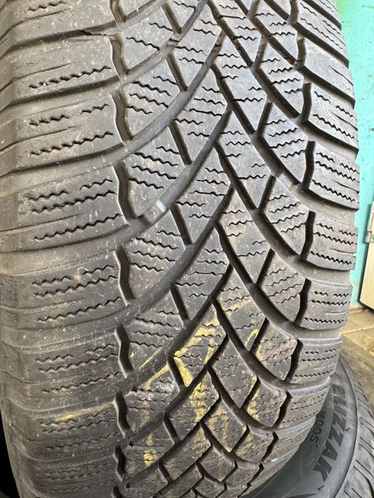 Шины 215/65 R17 Bridgestone из Германии
