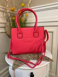 Geanta dama guess