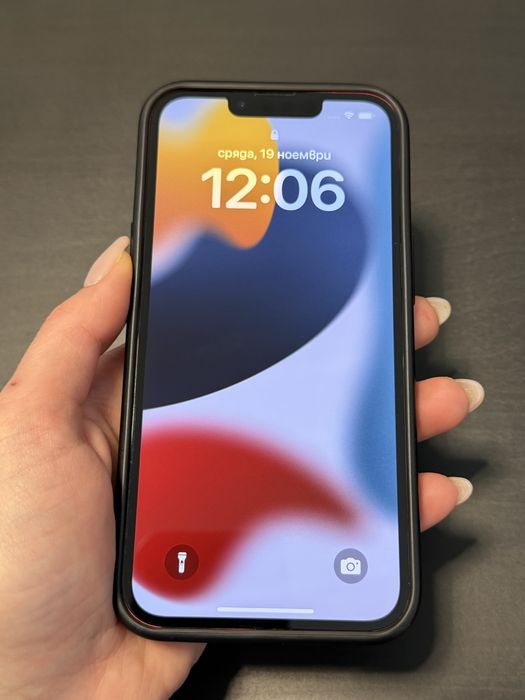 iPhone 13 256gb (Red)