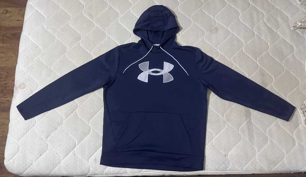 Under Armour мъжки суичър