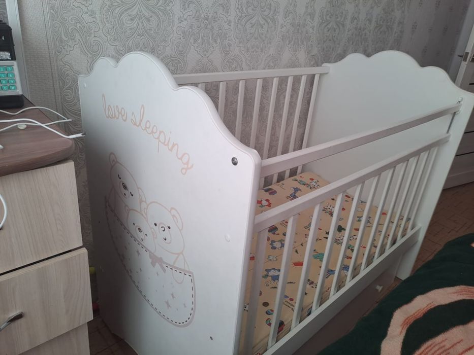 Детская кровать для новорожденных