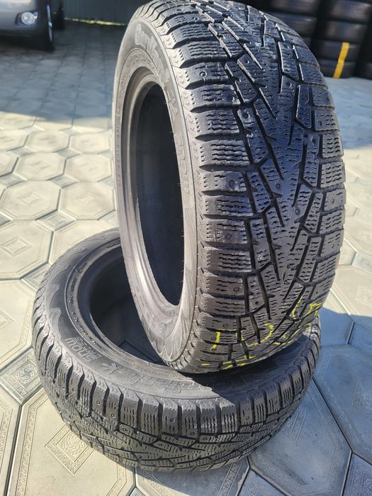 Продам шины.  Cordiant  в паре  зимние  215/55/16 в среднем состояние