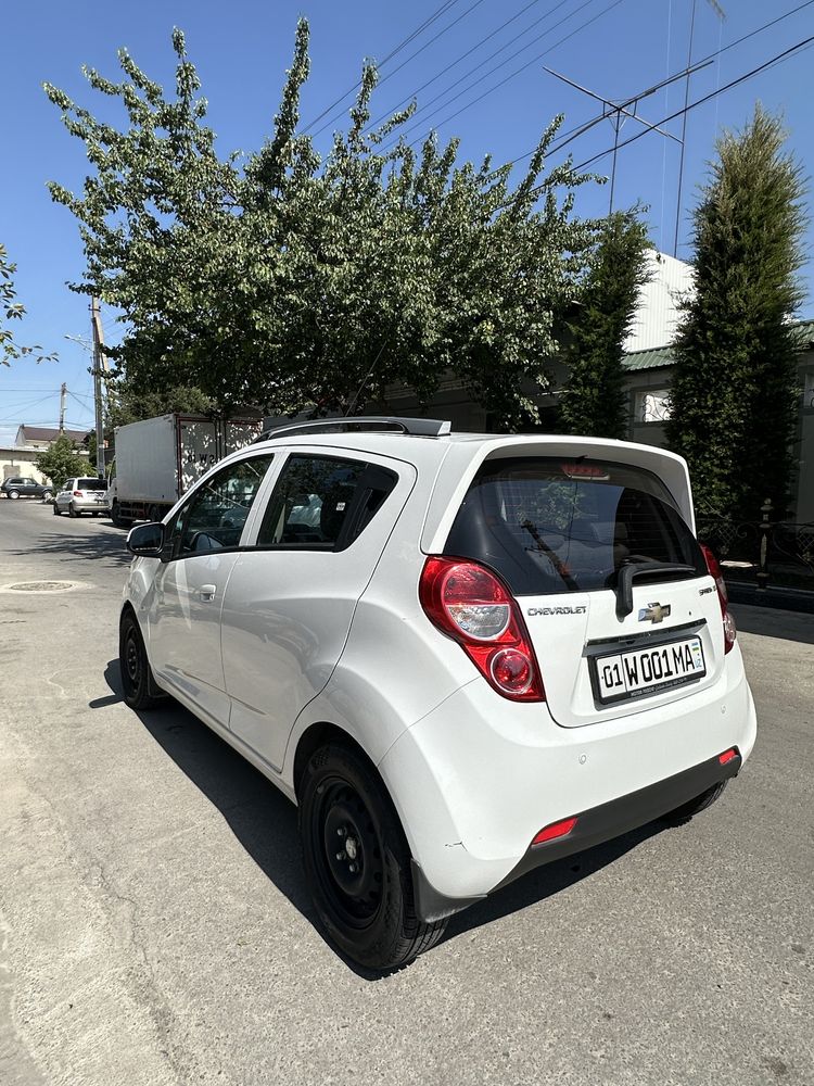 Spark avtomat 4 pozitsa toza sotiladi