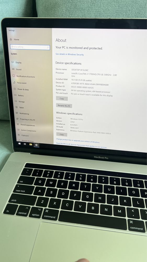 Macbook Pro 15 2017 i7 16gb