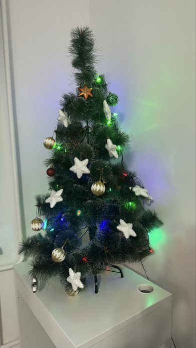 Продам ёлку 60 метр