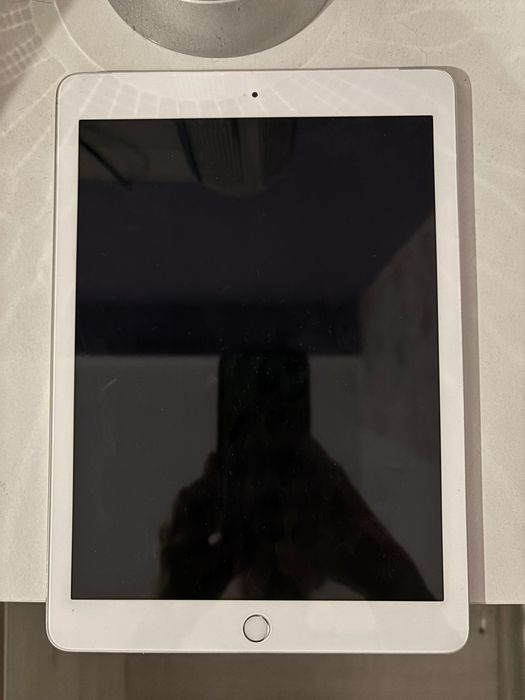 Ipad 6-th Generation