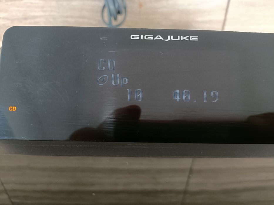 Sony NAS E 35 HD, CD, tuner, USB, hard intern, amplificare proprie