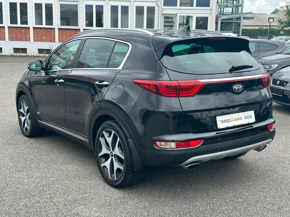 Продавам Kia Sportage на части