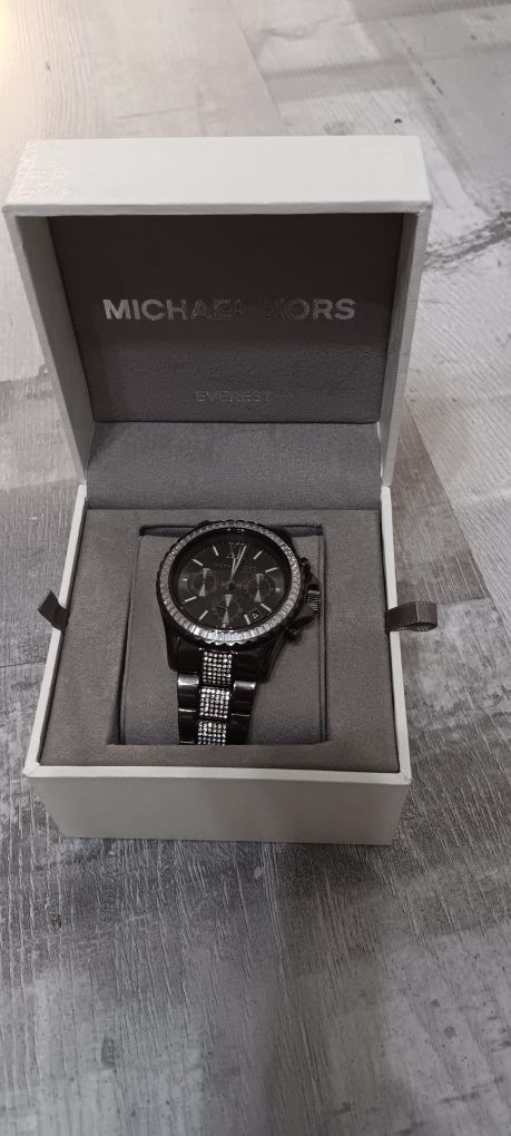 Ceas de mana Michael Kors Everest MK6974