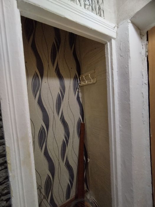 Продам благоустроенную комнату в Восходе,Центр