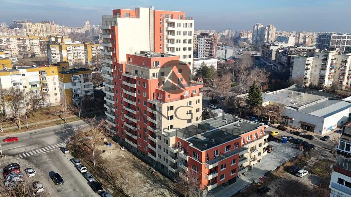 оф.14968  2-ен Тракия/Поликлиниката