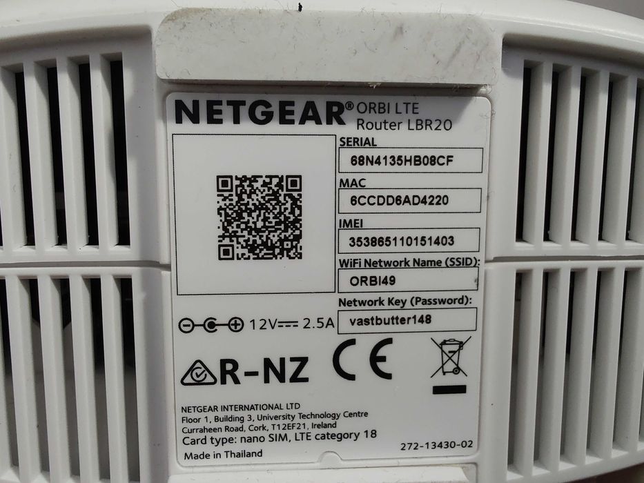 Router wireless cartela SIM 4G NETGEAR LBR20 Gigabit  Bandă dubla ORBI