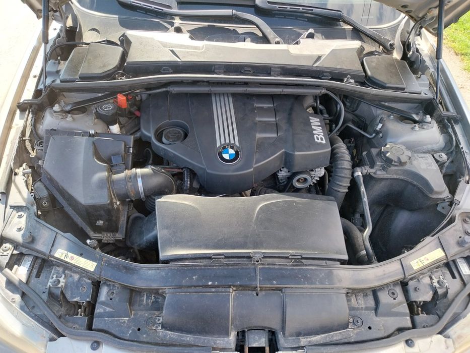 БМВ e91 e90 на части BMW 3 Е91 Е90 2009 Кожа FACE NAVI LCI