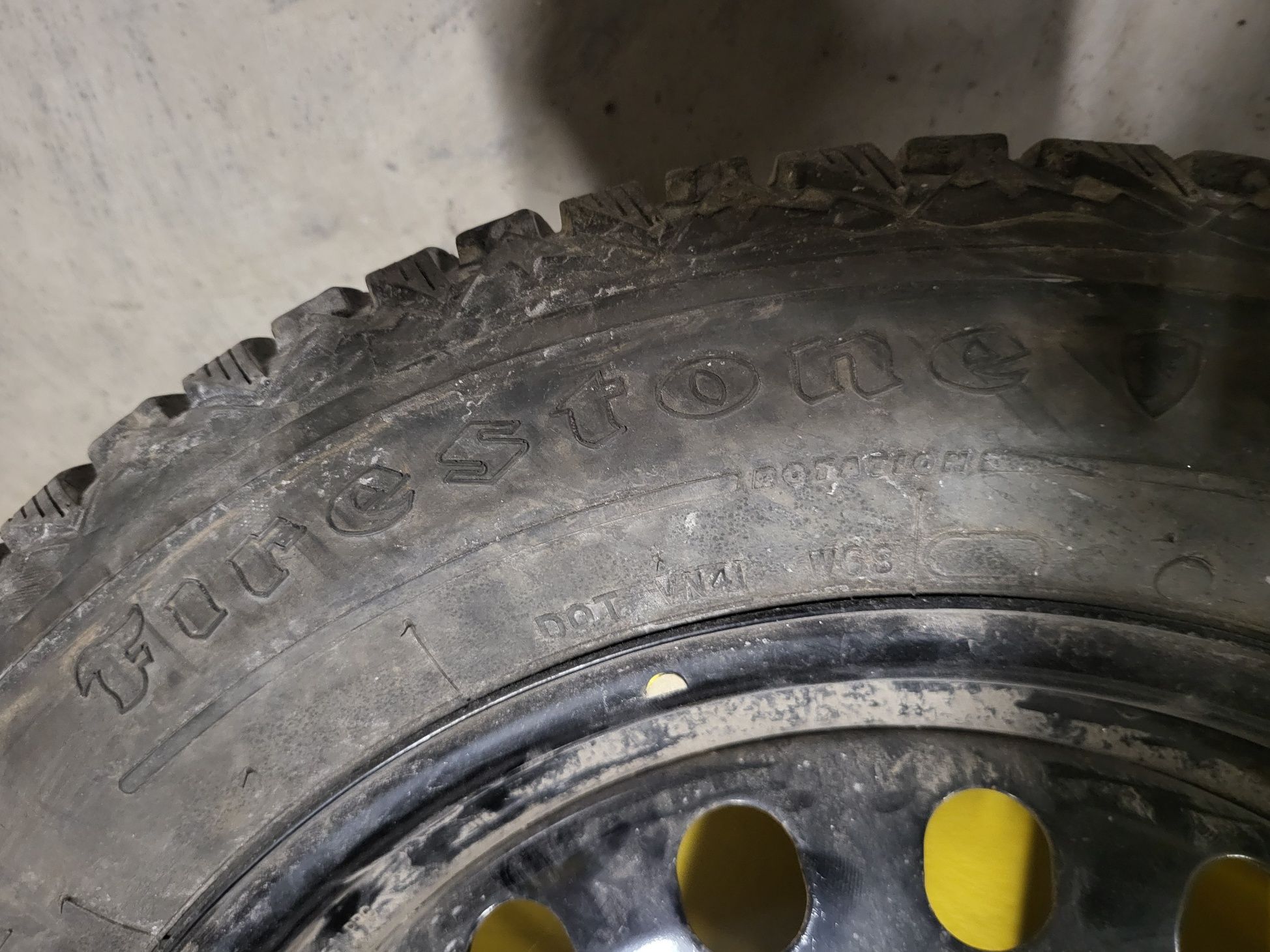 3 бр. ЗИМНИ ГУМИ с джанти 225/60/R17