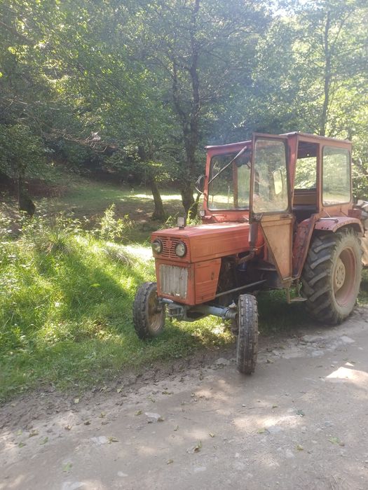 Tractor U 445 tot funcțional