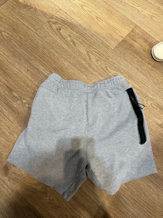 Nike Tech Fleece къси панталони