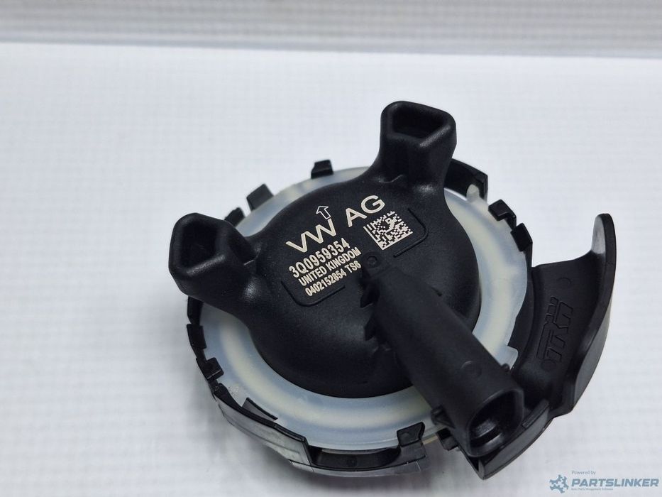 Senzor impact airbag VOLKSWAGEN PASSAT Variant (3G5) [ 2014 - > ] TDI (CRLB, DBGA, DFGA) 110KW|150HP OEM 3Q0959354