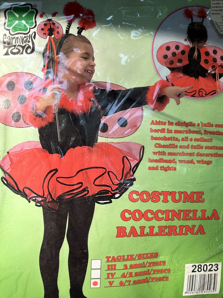 Costum fetita baleria-buburuza