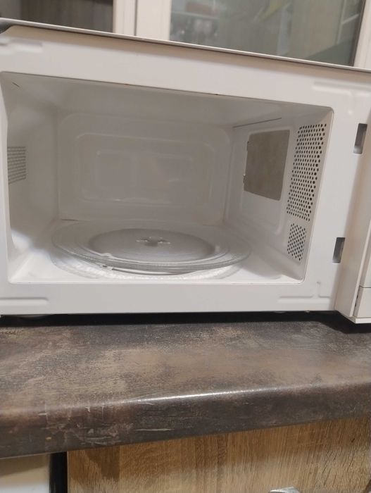 Микровълнова фурна Crown