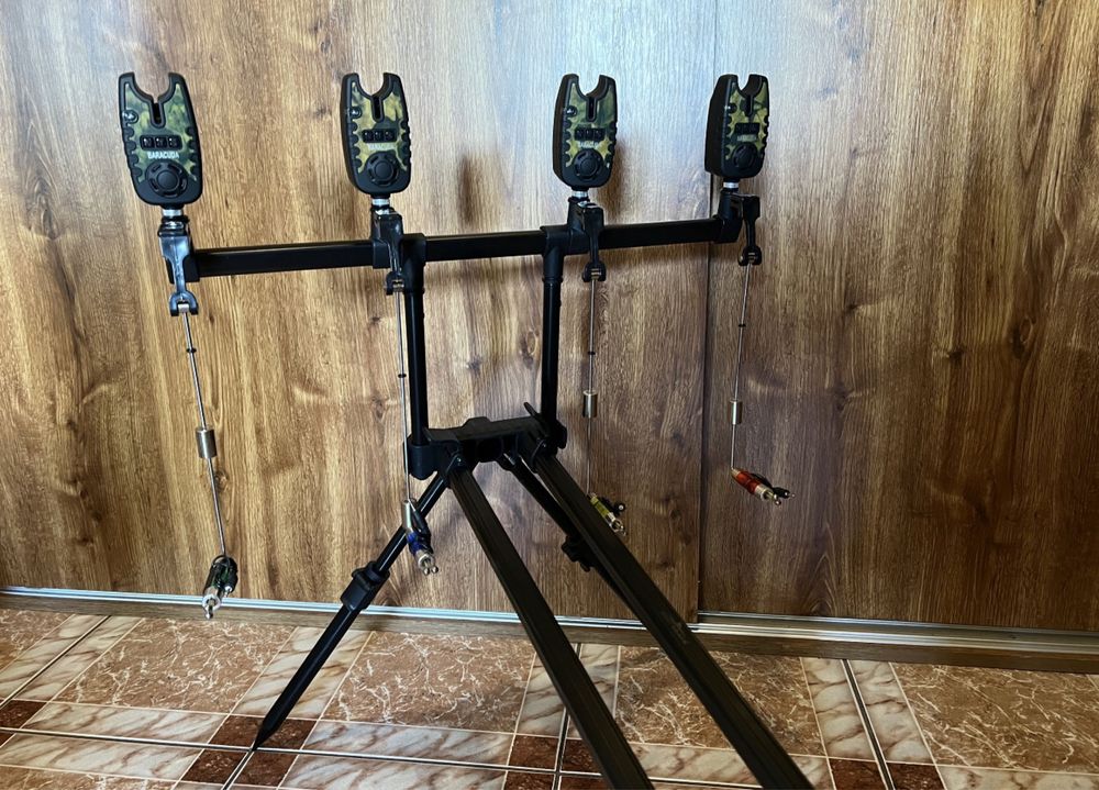 Set Rod Pod 4 posturi EastShark + Set 4 Senzori Baracuda + 4 Swingheri