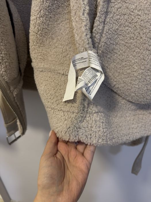 Зимни яке stradivarius