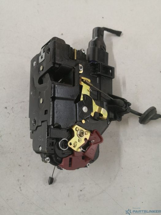 Broasca usa dreapta fata VOLKSWAGEN TOURAN (1T1, 1T2) [ 2003 - 2010 ] OEM 1j0973715