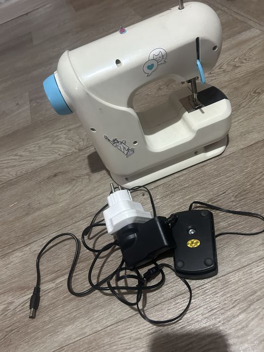 Швейная машинка