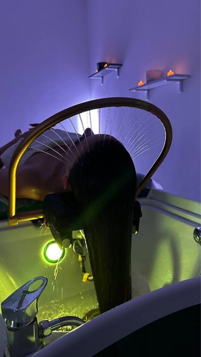 Продаю аква-кушетку для SPA и парикмахерских услуг