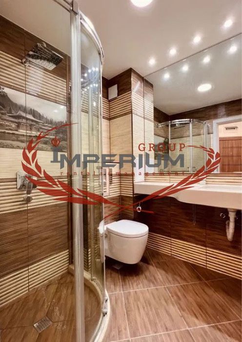 Дава се под наем Двустаен апартамент в Варна, Център - 80 кв.м за 714 € - Снимка #7