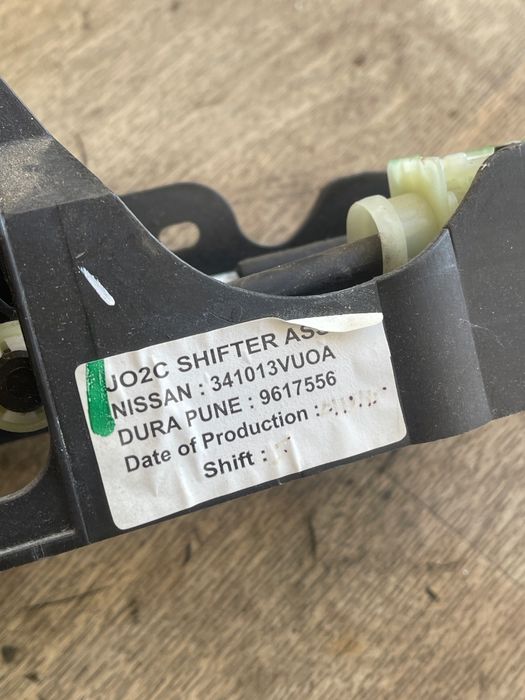 Timonerie schimbator de viteze NISSAN NOTE E12 2012 - > 1.2i 9617556