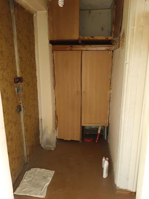 Продается 1 комнатная Новомосковская ул аккурганская стадион старт