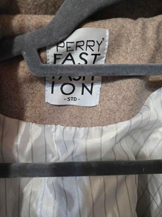 Модерно късо палто