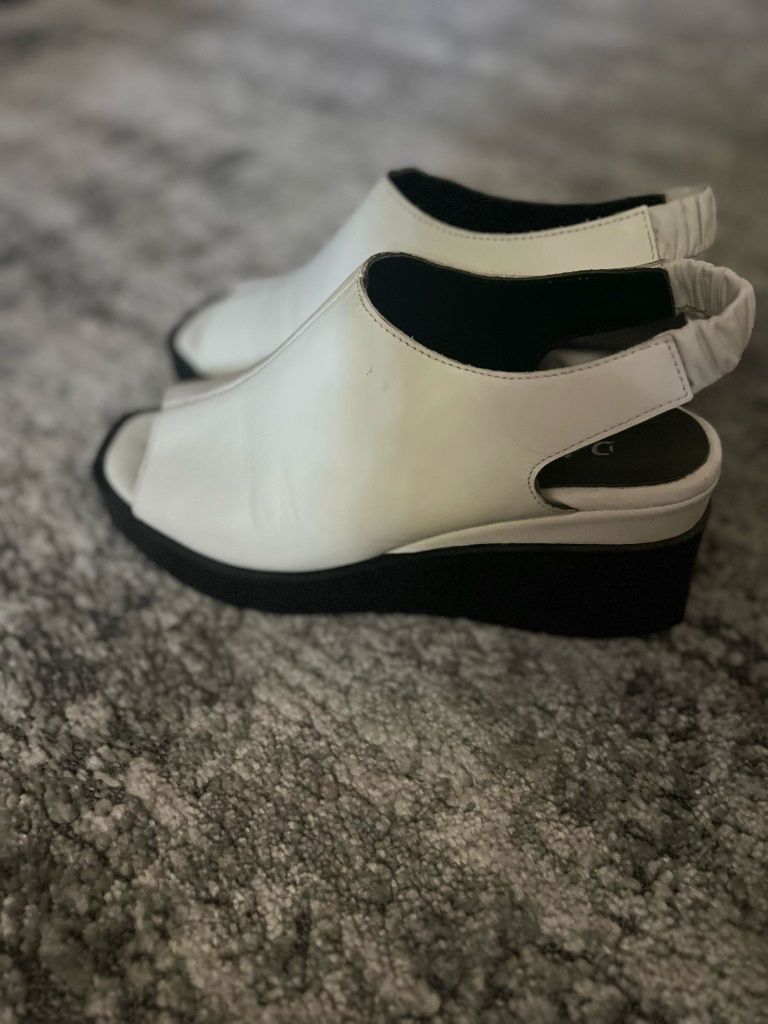 Sandale elegante