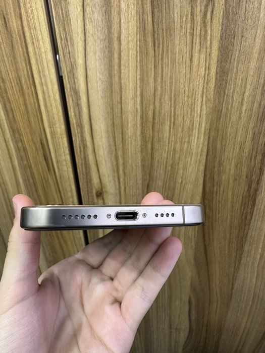 Iphone 16 pro max desert 256 gb 100% 204 sikl