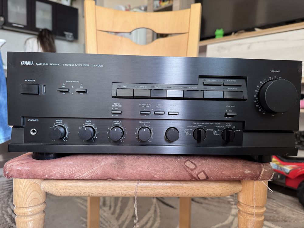 Yamaha AX-900 Качествен стерео усилвател