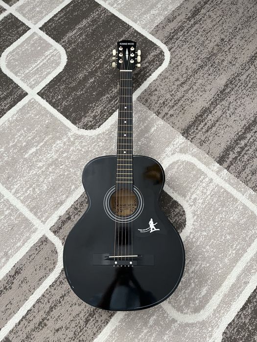 Продам гитару