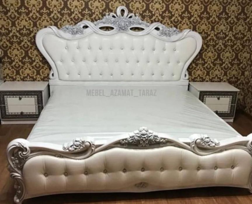 Спальный кровать с тумбой