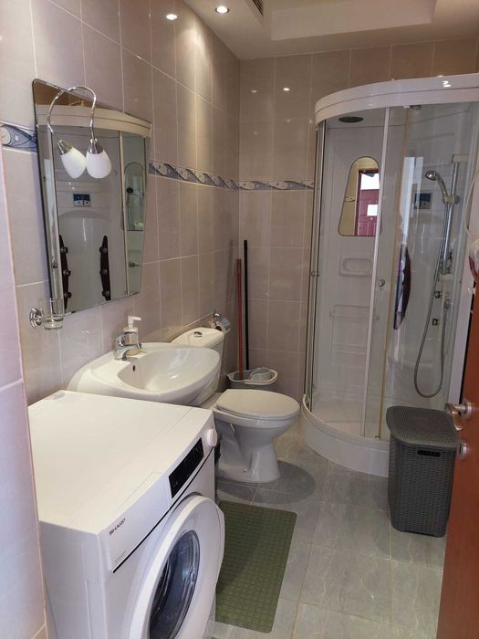 Proprietar, închiriez Apartament Penthouse zona Nufaru