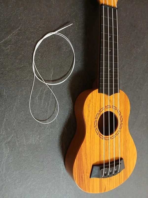 Oculele ukulele mini chitara - Transport Gratuit