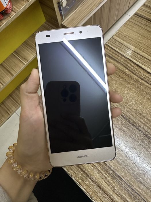 Продам телефон Huawei GT3