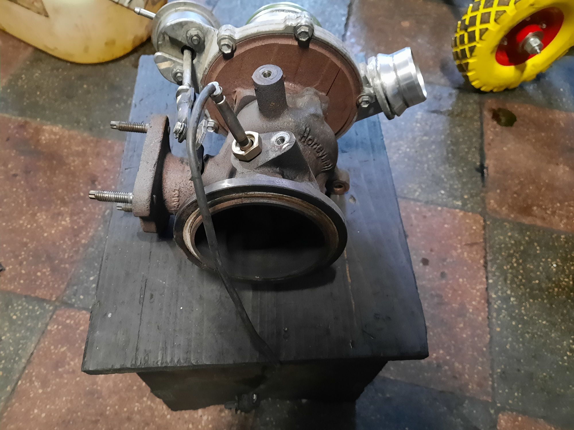 Turbina turbosuflanta volvo v40 2.0d d4204t v60 2.0d 31380130