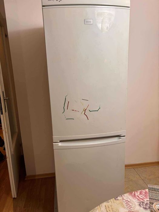 Хладилник Zanussi