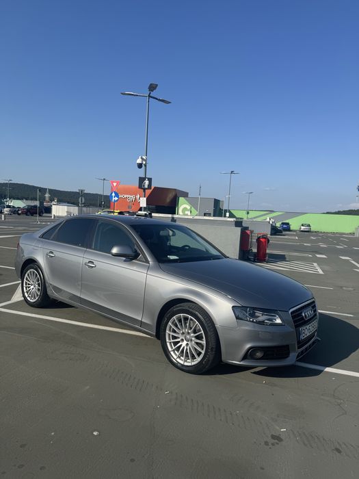 Vând AUDI A4 B8, 2.0 TDI