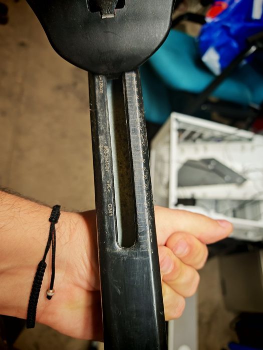 Bari portbagaj THULE Peugeot 307