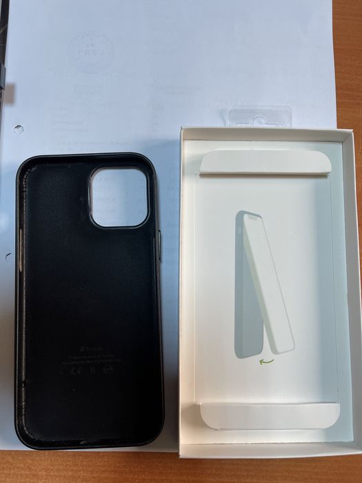 Huse Iphon 15 plus si Iphon 12 Pro max.