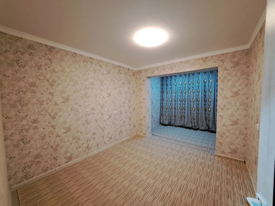 2 xona 3 xona qilingan kvartira sotiladi marxaboda