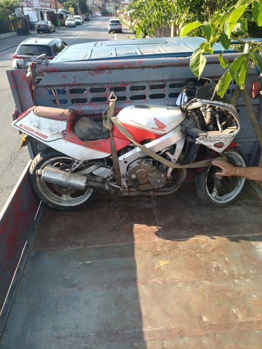 Vând honda crb 400