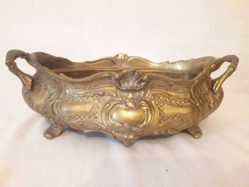 Fructiera baroc din bronz masiv