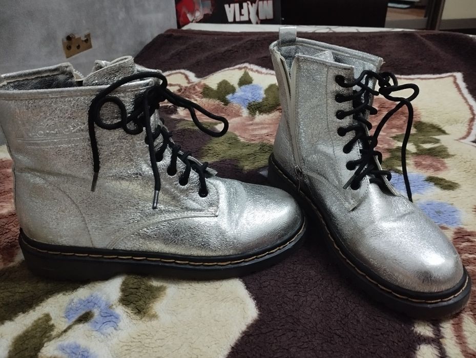 Продам вещи на девочку 11 -13 лет