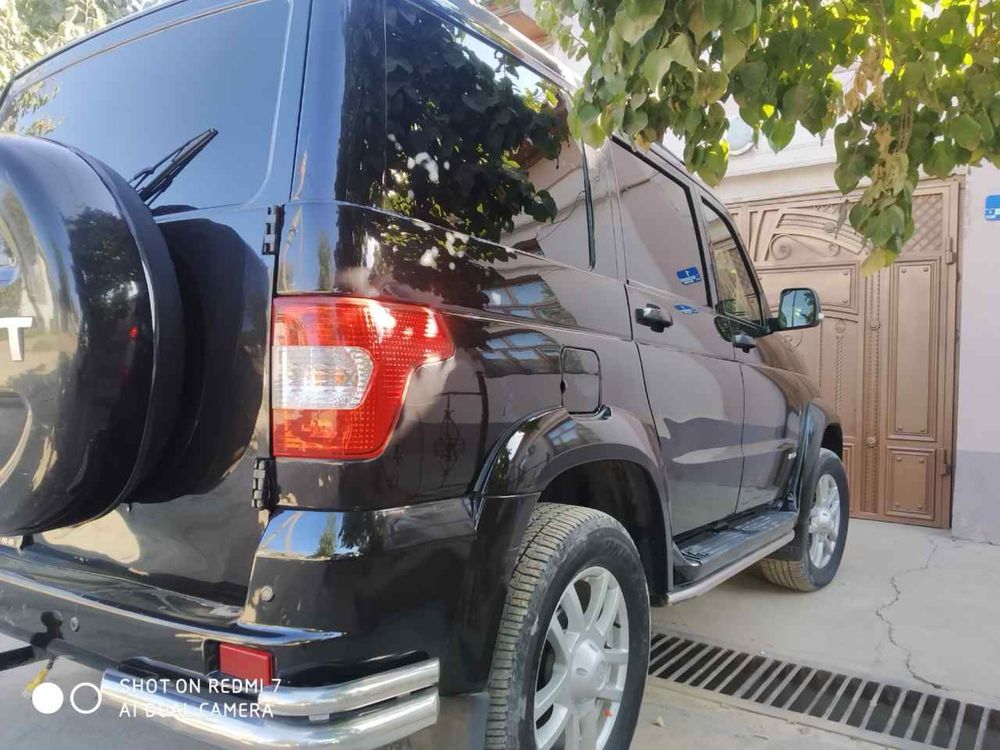 UAZ PATRIOT limited full paziysiya 2015 probek 90000ming metan bor